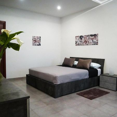 Ale Apartment ローマ エクステリア 写真